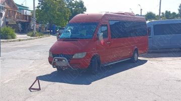 Маршрутка задом сбила пешехода у автостанции возле Зелёного рынка