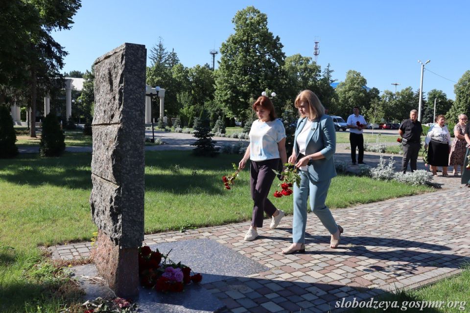 В Слободзее почтили память погибших защитников Приднестровья В Слободзее почтили память погибших защитников Приднестровья