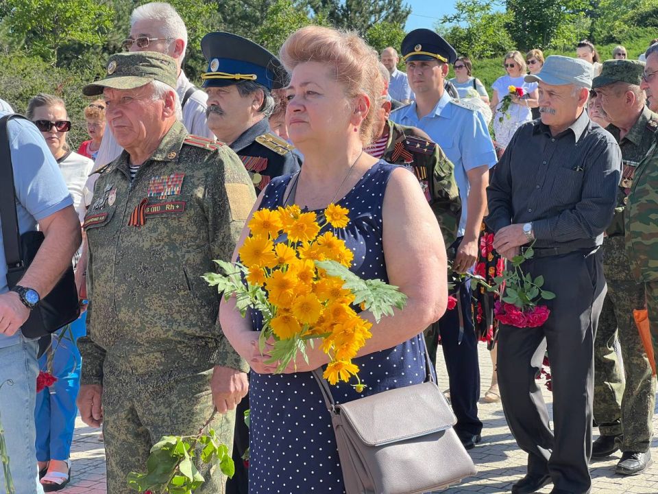 В Рыбнице сегодня тоже вспоминают жертв Бендерской трагедии В Рыбнице сегодня тоже вспоминают жертв Бендерской трагедии