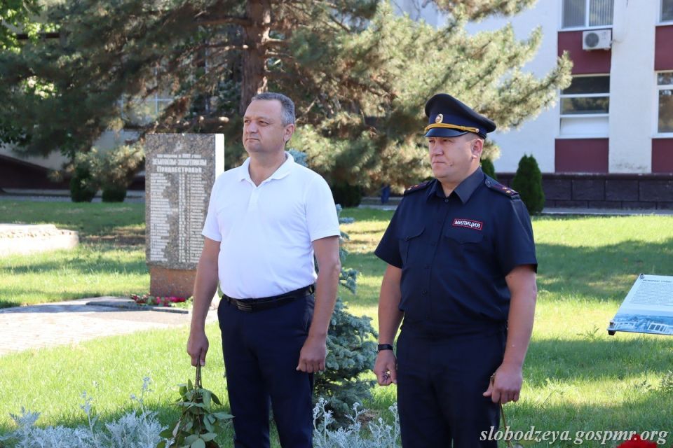 В Слободзее почтили память погибших защитников Приднестровья В Слободзее почтили память погибших защитников Приднестровья