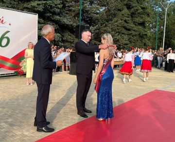 Накануне в городах Приднестровья прошли церемонии чествования медалистов
