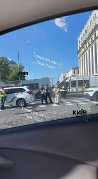 Центр Киева перекрыт, на месте много полиции