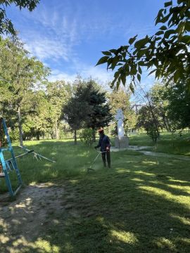 В селе Кицканы прошёл субботник по благоустройству парка