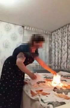 В России женщина сожгла квартиру по указанию мошенника, который следил за всем в прямом эфире и ждал, что жертва сгорит заживо