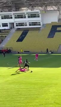 ������ ����� ��������. 1-0 ����� �����