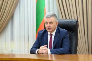 Тирасполю и Кишиневу нужны переговоры для окончательного урегулирования ситуации, сказал в интервью РИА Новости Президент Вадим Красносельский