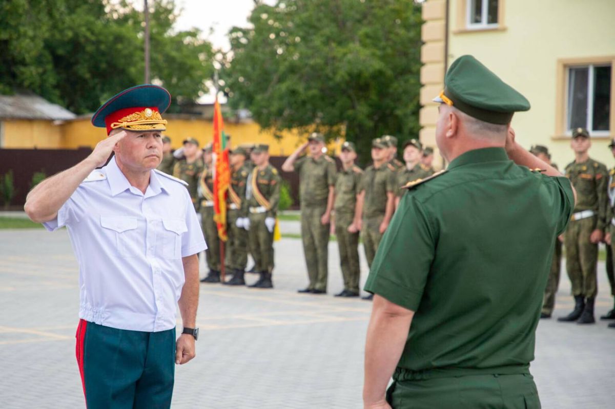 СТУДЕНТЫ ВОЕННОГО ИНСТИТУТА ПРИНЯЛИ ВОЕННУЮ ПРИСЯГУ СТУДЕНТЫ ВОЕННОГО ИНСТИТУТА ПРИНЯЛИ ВОЕННУЮ ПРИСЯГУ