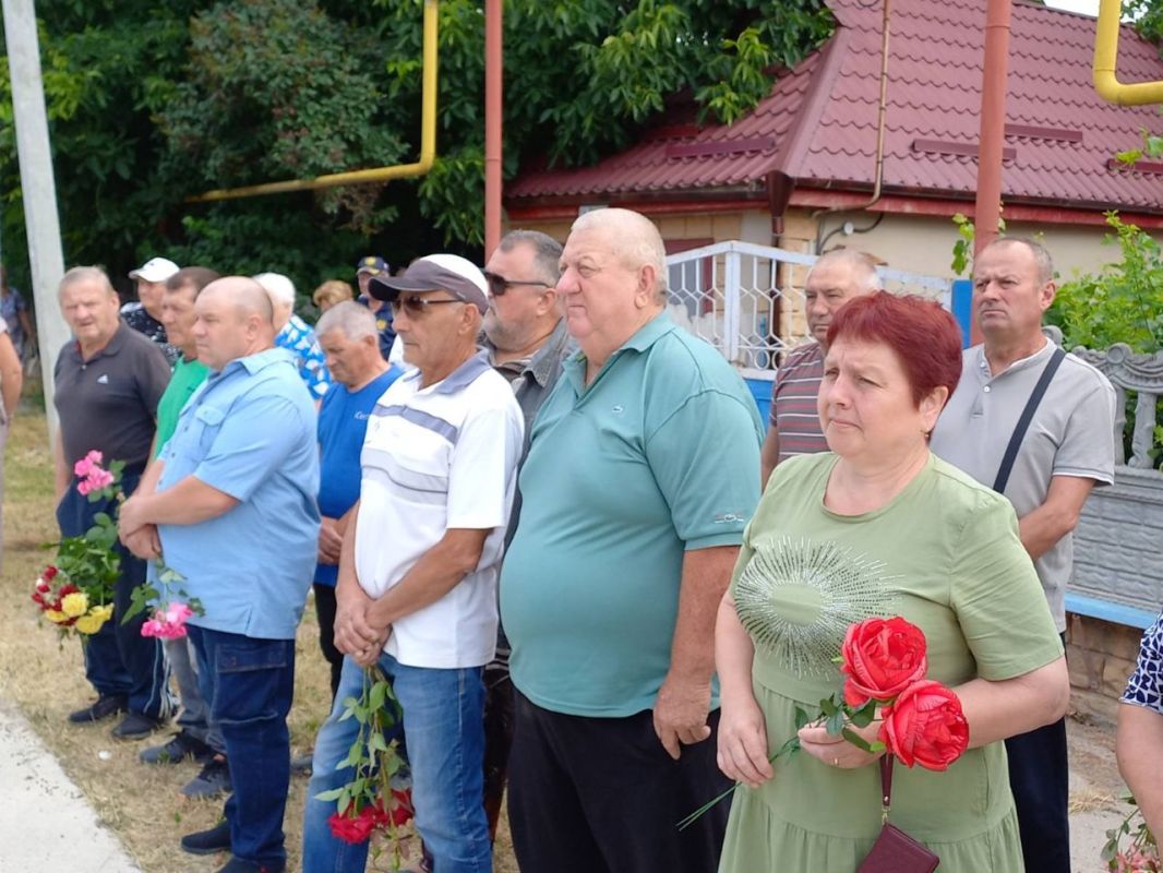 В Дубоссарах и Цыбулевке сегодня почтили память жертв артобстрелов 6 июля 1992 года В Дубоссарах и Цыбулевке сегодня почтили память жертв артобстрелов 6 июля 1992 года