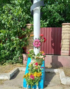 Траурные мероприятия прошли и в селе Цыбулёвка, где 6 июня 1992 года в результате артиллерийского обстрела погибли 7 человек, в том числе трое детей