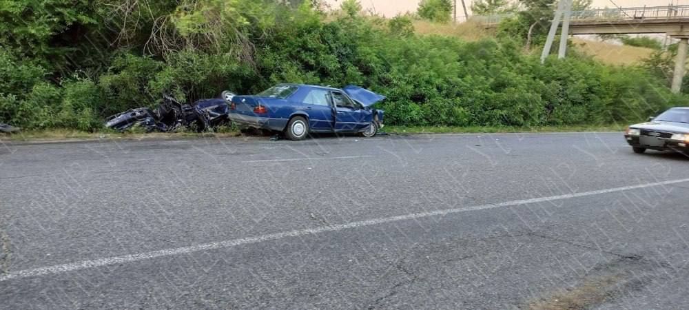 Пьяный водитель выехал на встречку – четверо человек в больнице Пьяный водитель выехал на встречку – четверо человек в больнице