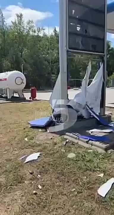 В Запорожье за утро вынесли несколько АЗС