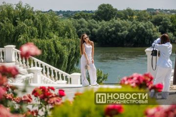 Тенистые аллеи, девушки с цветами и приднестровское «vivir el momento» – наслаждаться жизнью здесь и сейчас