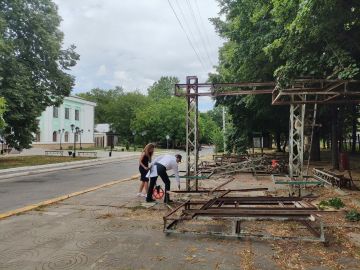 В Бендерах обновляют остановку на Московской