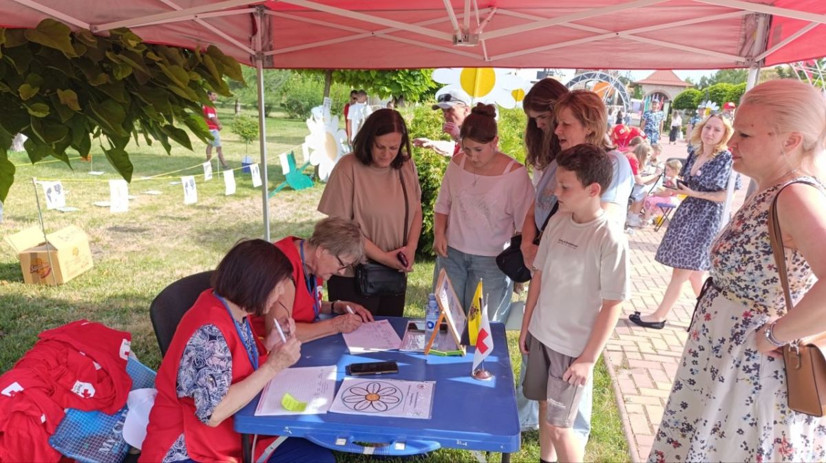 Слева от входа в парковый комплекс расположилась локация «Форт Боярд» для любителей приключений Слева от входа в парковый комплекс расположилась локация «Форт Боярд» для любителей приключений