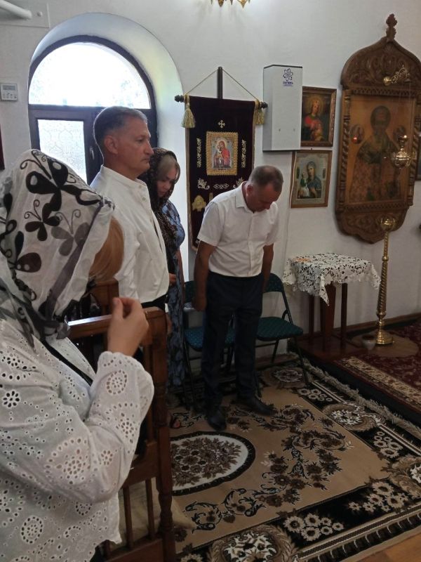 Храмовый престольный праздник отметили в Свято-Петропавловском женском монастыре 12 июля Храмовый престольный праздник отметили в Свято-Петропавловском женском монастыре 12 июля