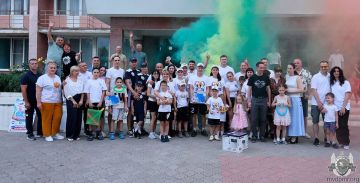 Фоторепортаж Андрея Туфанюка с финала семейно-спортивного фестиваля «Мама, папа, я – крепкая семья!» в Днестровске – на сайте МВД по ссылке