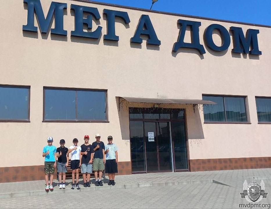 Незабываемое лето. Полным ходом идут летние каникулы Незабываемое лето. Полным ходом идут летние каникулы