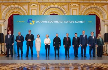 Майя Санду в Киеве подписала антироссийскую декларацию