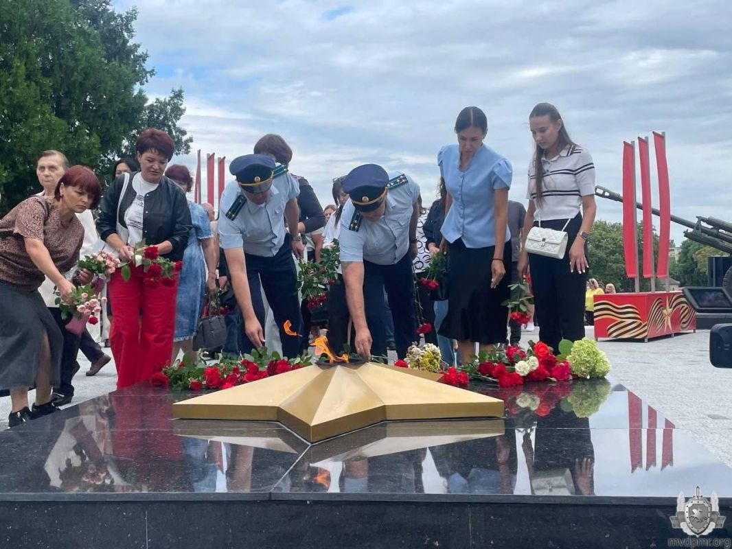 В Бендерах почтили память жертв немецко-фашистской оккупации В Бендерах почтили память жертв немецко-фашистской оккупации