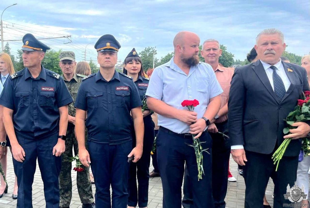 В Бендерах почтили память жертв немецко-фашистской оккупации В Бендерах почтили память жертв немецко-фашистской оккупации