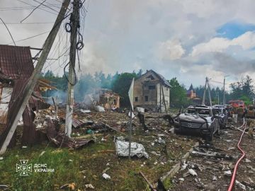 Количество ликвидированых в результате удара по выставке вооружений под Киевом увеличилось до 10, ещё 100 ранено