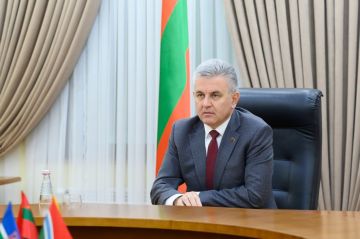 Президент поздравил Министерство юстиции с 35-летием: