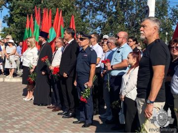 Память сильнее времени. В День памяти и скорби по погибшим и умершим защитникам Приднестровья памятные мероприятия прошли во всех городах и районах республики