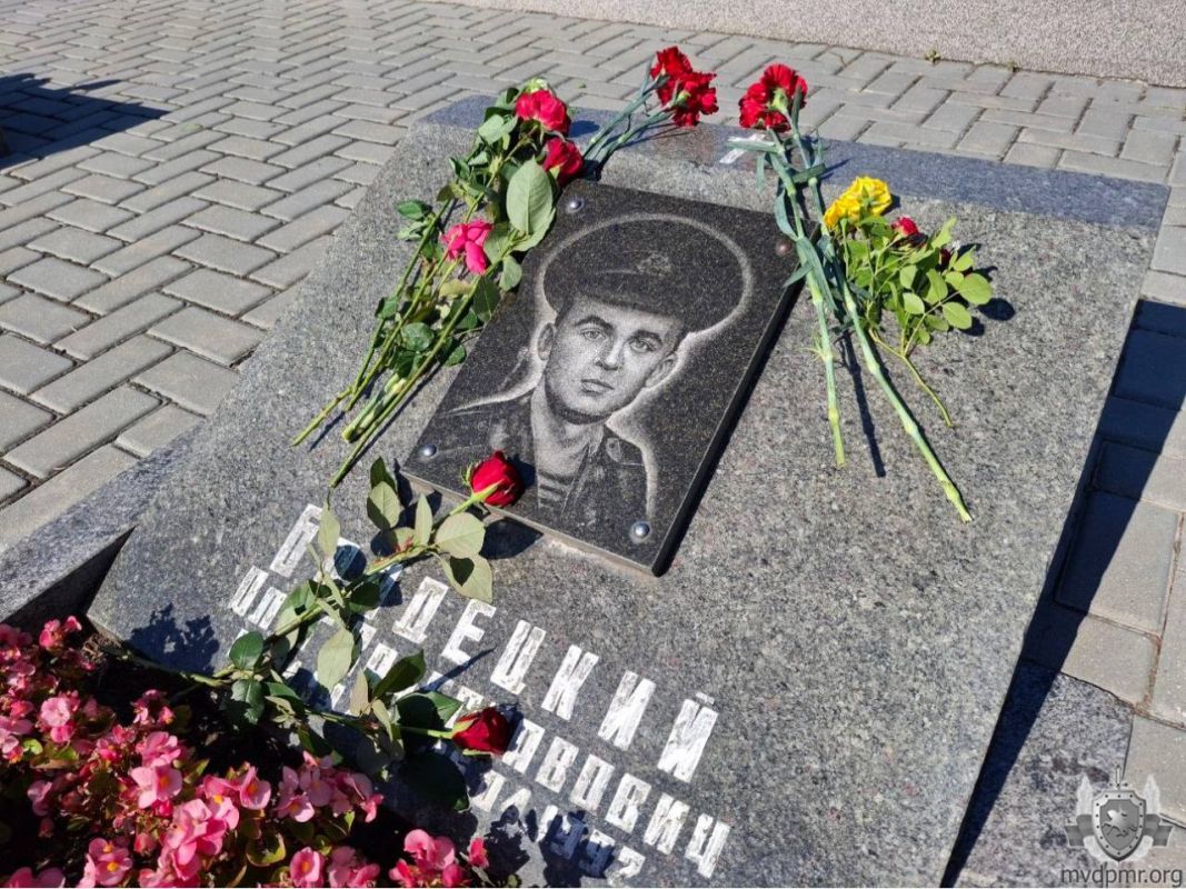 Отдали жизнь ради нас. Молдо-приднестровский вооружённый конфликт завершился 1 августа 1992 года Отдали жизнь ради нас. Молдо-приднестровский вооружённый конфликт завершился 1 августа 1992 года