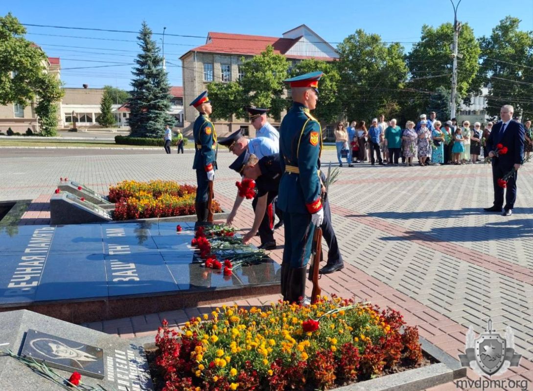 Отдали жизнь ради нас. Молдо-приднестровский вооружённый конфликт завершился 1 августа 1992 года Отдали жизнь ради нас. Молдо-приднестровский вооружённый конфликт завершился 1 августа 1992 года