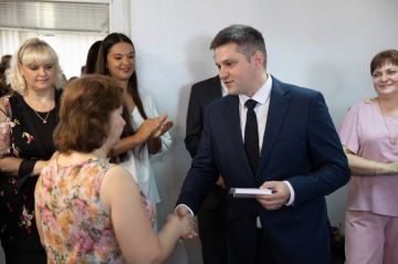 35 лет в эфире. 7 августа 1991 года Президиум Верховного Совета ПМССР принял Постановление «О создании Республиканской редакции радиовещания Приднестровской МССР»