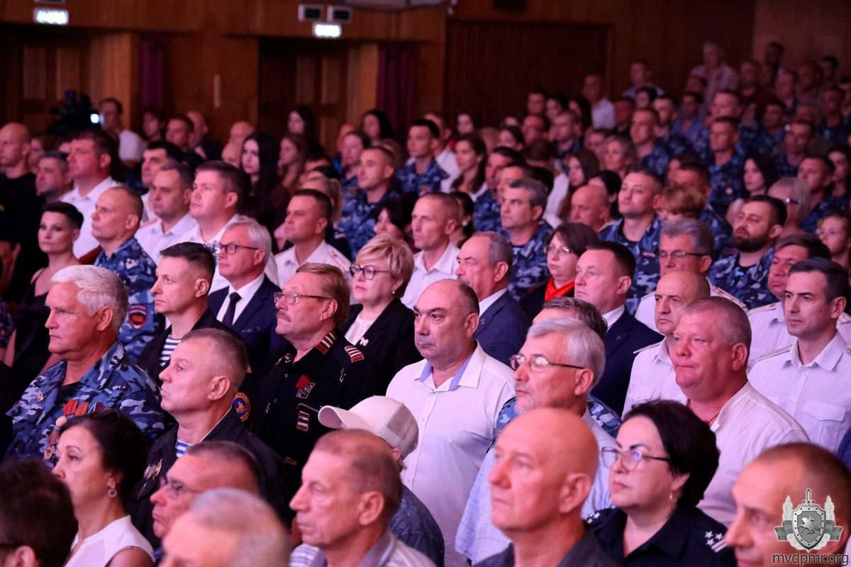 35 лет СОБР «Днестр». . Специальному отряду быстрого реагирования «Днестр» МВД ПМР 9 августа исполняется 35 лет 35 лет СОБР «Днестр». . Специальному отряду быстрого реагирования «Днестр» МВД ПМР 9 августа исполняется 35 лет