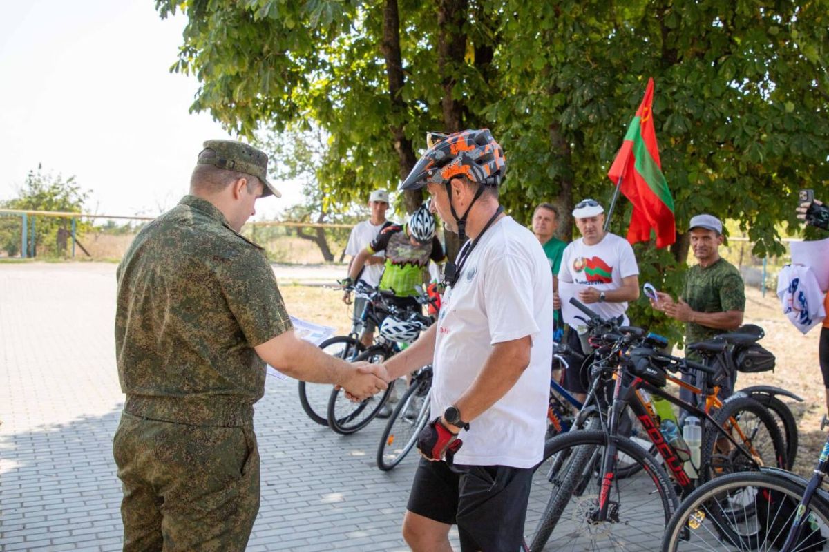 В СЛОБОДЗЕЙСКОМ РАЙОНЕ СОСТОЯЛСЯ ВЕЛОПРОБЕГ В ЧЕСТЬ ГОДОВЩИНЫ МИРОТВОРЧЕСКОЙ ОПЕРАЦИИ В СЛОБОДЗЕЙСКОМ РАЙОНЕ СОСТОЯЛСЯ ВЕЛОПРОБЕГ В ЧЕСТЬ ГОДОВЩИНЫ МИРОТВОРЧЕСКОЙ ОПЕРАЦИИ