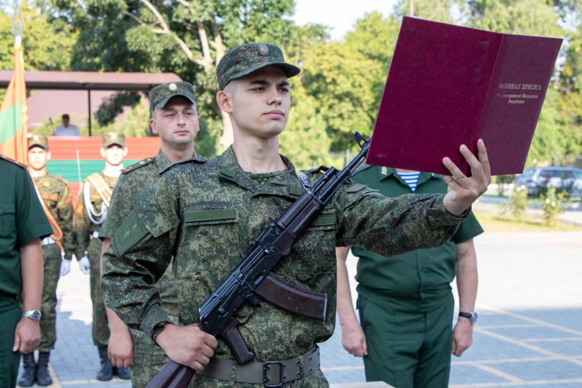 ТОРЖЕСТВЕННО ПРИСЯГАЮ НА ВЕРНОСТЬ! ТОРЖЕСТВЕННО ПРИСЯГАЮ НА ВЕРНОСТЬ!