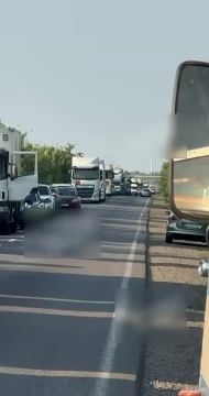 Во время ночной атаки на Одесскую область был поврежден автомобильный мост в Маяках