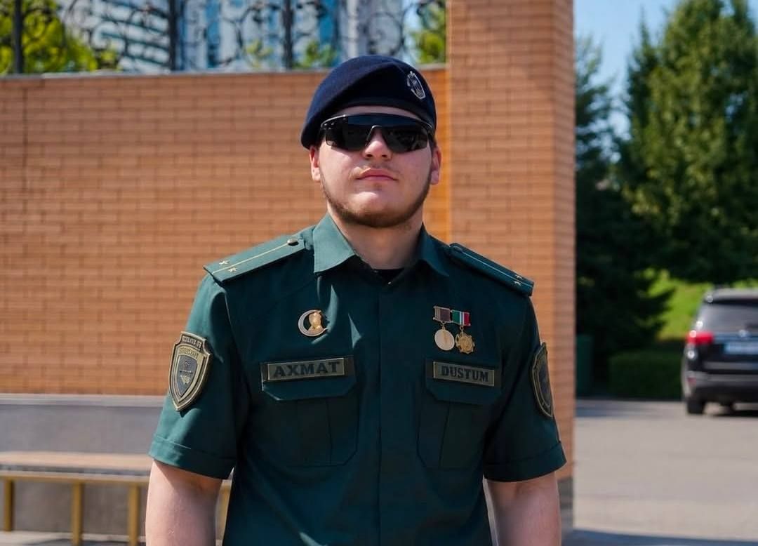 18-летний адам кадыров получил новое звание — лейтенант