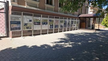 В преддверии годовщины освобождения города от фашистских захватчиков в Бендерах открыли баннерную выставку