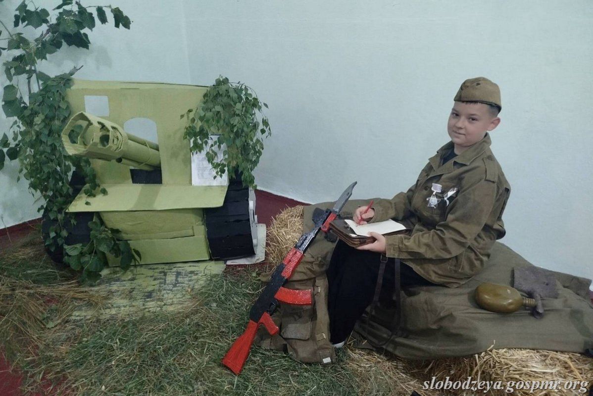 Историю августа 1944 года изучали в Кицканах в формате «Вахты памяти» Историю августа 1944 года изучали в Кицканах в формате «Вахты памяти»
