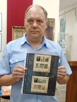 Сказки и былины – на марках: в Бендерах представили серию к 150-летию художника Ивана Билибина