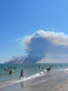 В порту Одессы поражены три сухогруза и два танкера, а также топливные резервуары и склады