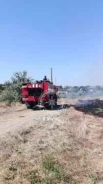 На Ближнем Хуторе 17 августа недалеко от карьера загорелась сухая трава