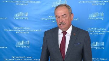 Режим чрезвычайного экономического положения позволяет принимать оперативные решения для поддержки предприятий и трудовых коллективов, а также аккумулировать средства государства для покрытия социальных обязательств –...