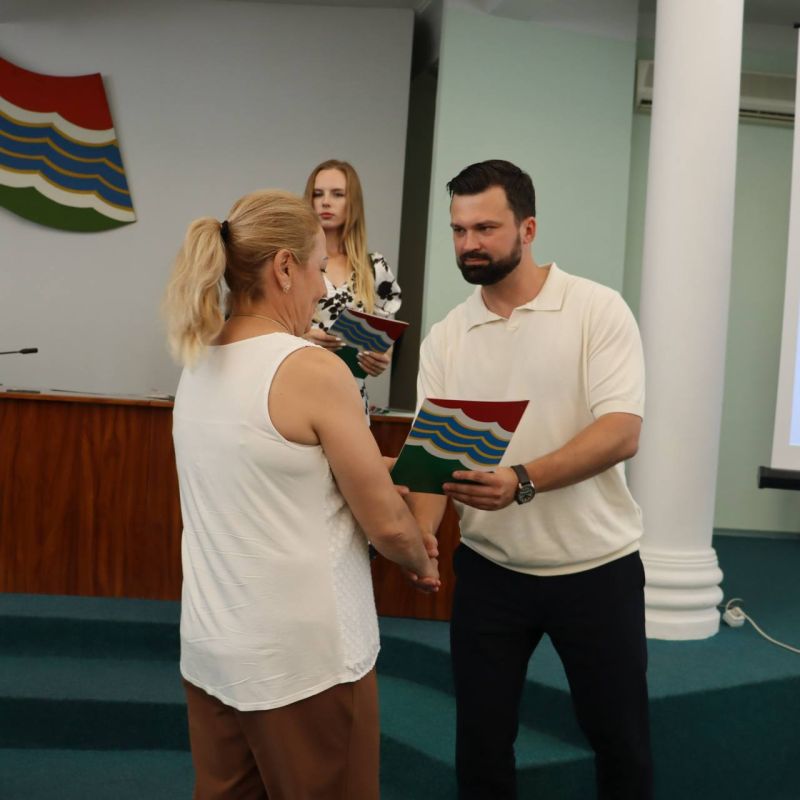 В Тирасполе состоялась торжественная церемония награждения, приуроченная к 35-й годовщине со дня образования Гражданской защиты ПМР В Тирасполе состоялась торжественная церемония награждения, приуроченная к 35-й годовщине со дня образования Гражданской защиты ПМР
