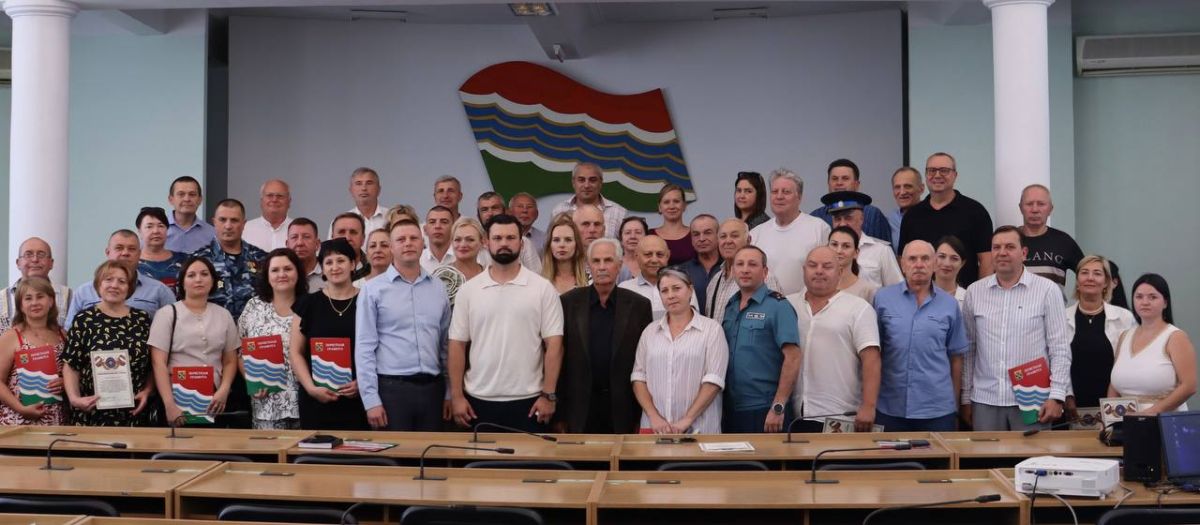 В Тирасполе состоялась торжественная церемония награждения, приуроченная к 35-й годовщине со дня образования Гражданской защиты ПМР В Тирасполе состоялась торжественная церемония награждения, приуроченная к 35-й годовщине со дня образования Гражданской защиты ПМР