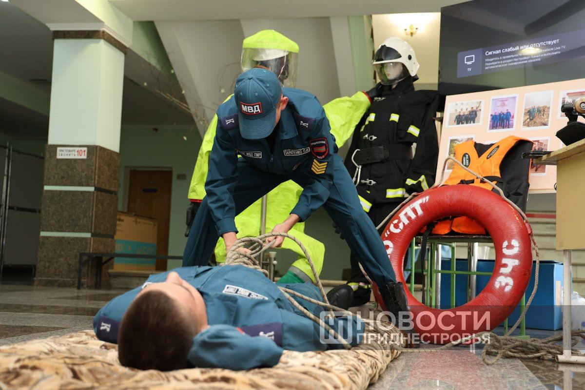 Более 600 педагогов со всего Приднестровья сегодня собрались во Дворце Республики в Тирасполе на Республиканский педагогический форум Более 600 педагогов со всего Приднестровья сегодня собрались во Дворце Республики в Тирасполе на Республиканский педагогический форум