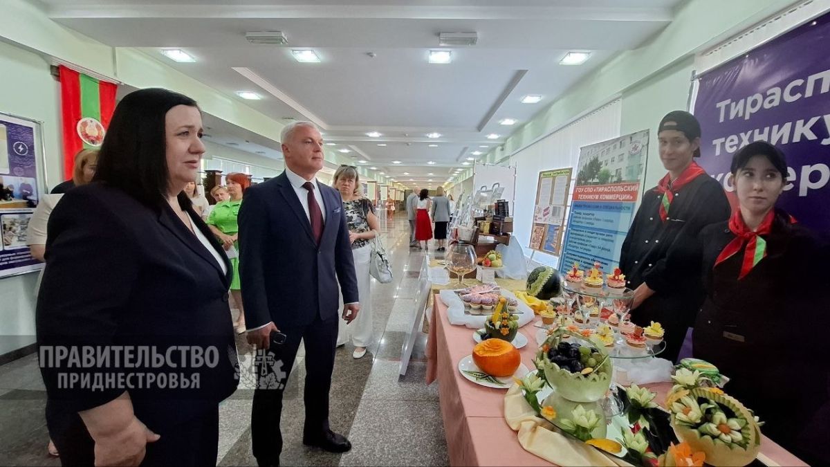 О формировании гармоничной образовательной экосистемы говорят сегодня во Дворце Республики в Тирасполе О формировании гармоничной образовательной экосистемы говорят сегодня во Дворце Республики в Тирасполе