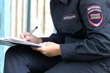 Трое 12-летних подростков влезли в музей-паровоз в Бендерах