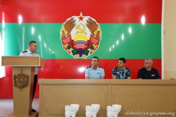 В Слободзейском РОВД почетно провели на заслуженный отдых трёх офицеров