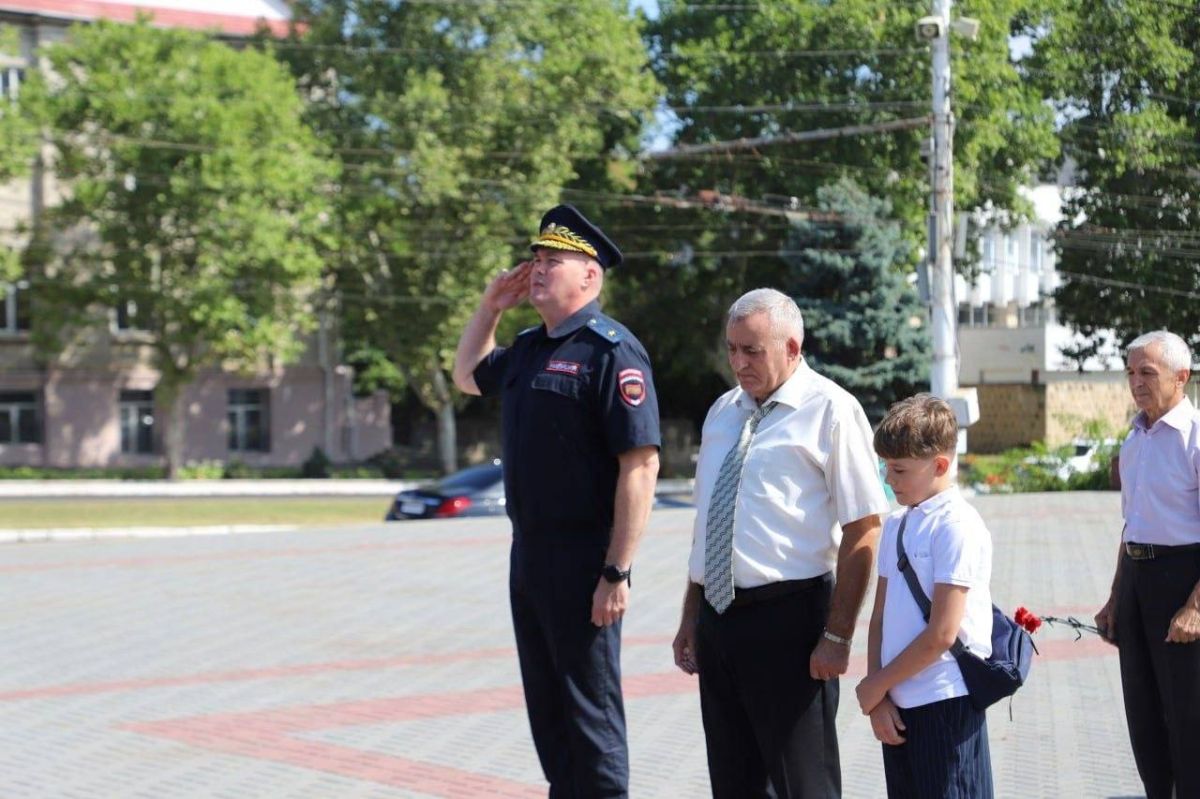 Те, кто однажды выбрал служить Те, кто однажды выбрал служить
