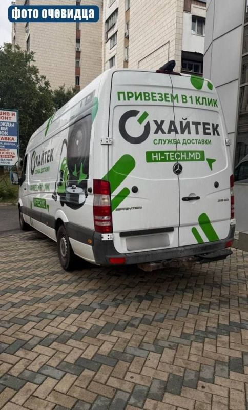 За нарушение правил парковки водитель получил два штрафа За нарушение правил парковки водитель получил два штрафа