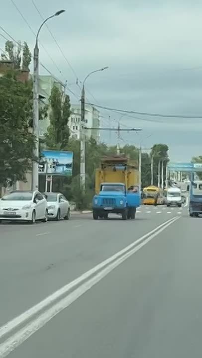 Троллейбусную линию сейчас чинят в районе «Вары» в Тирасполе